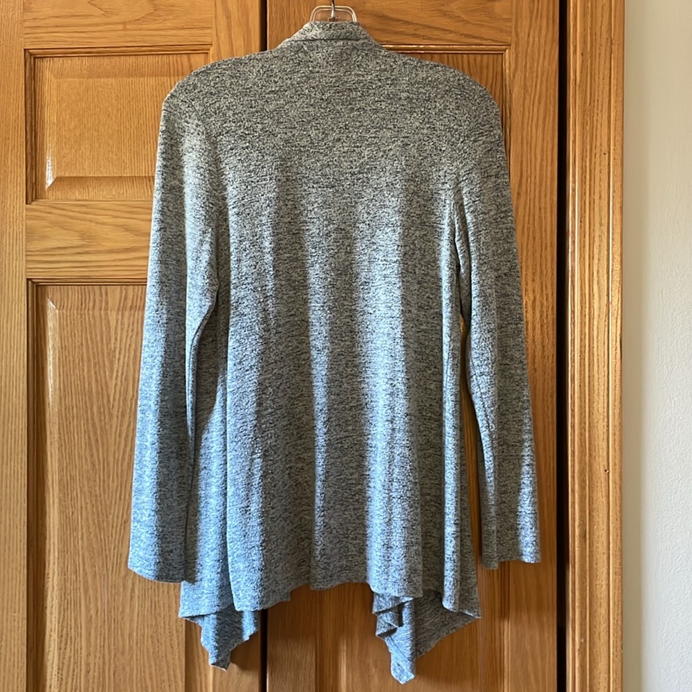 Gray Open Sweater Wrap With Top Button - image 3